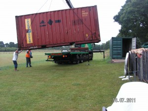 container delivery 003 300x225